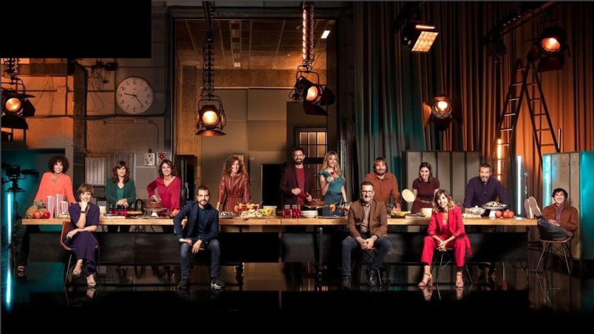 Foto de família, durant la presentació de la nova temporada.