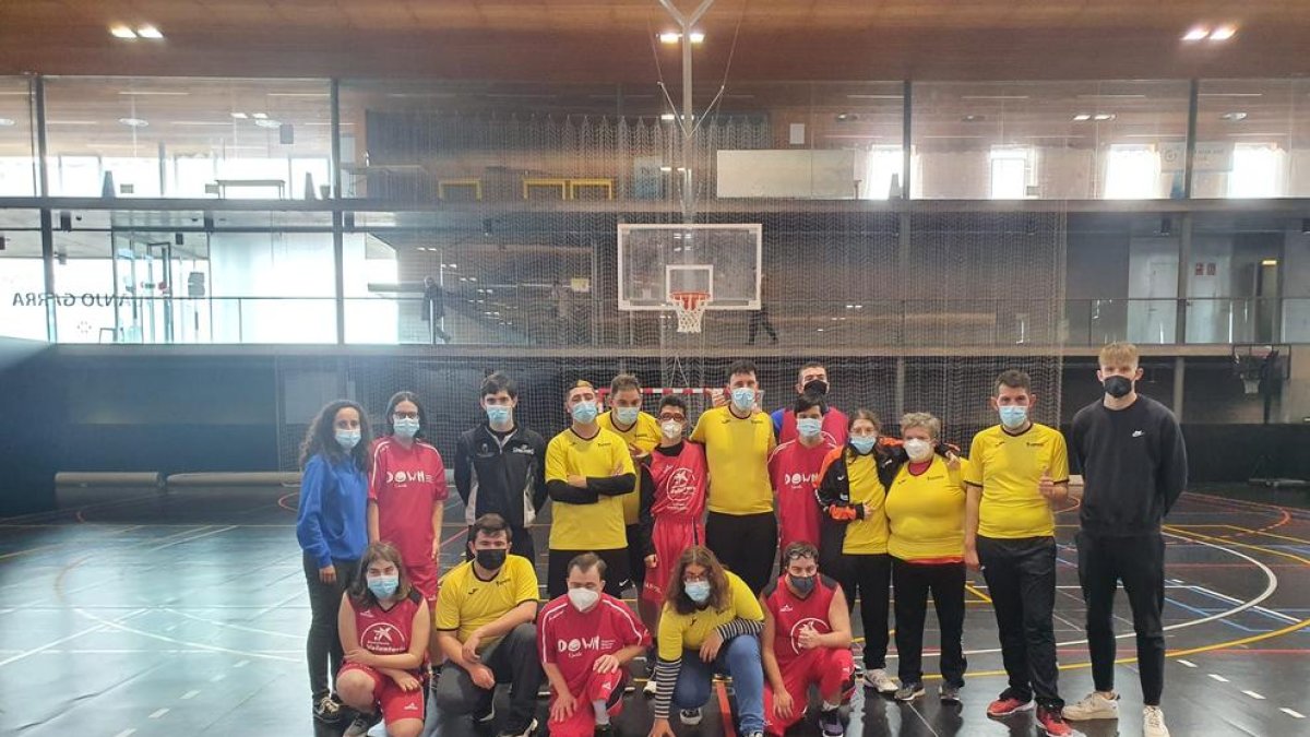 La Lliga Interclubs de Lleida arranca en el pabellón Juanjo Garra