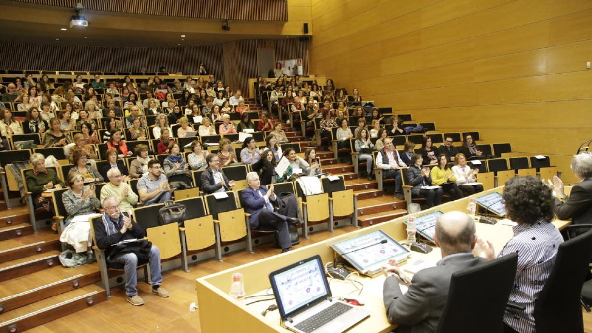 Un momento de la duodécima jornada de acompañamiento al duelo ayer en la Universitat de Lleida.
