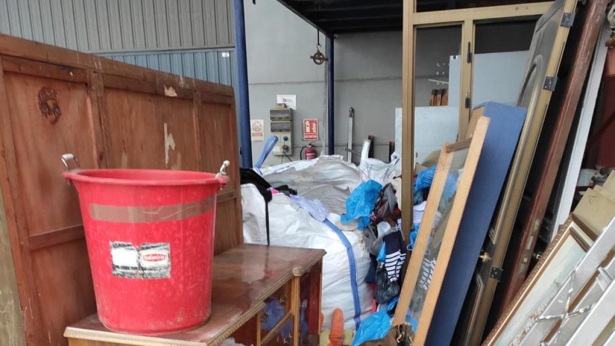 Instal·lacions de la deixalleria de Tàrrega després del robatori.