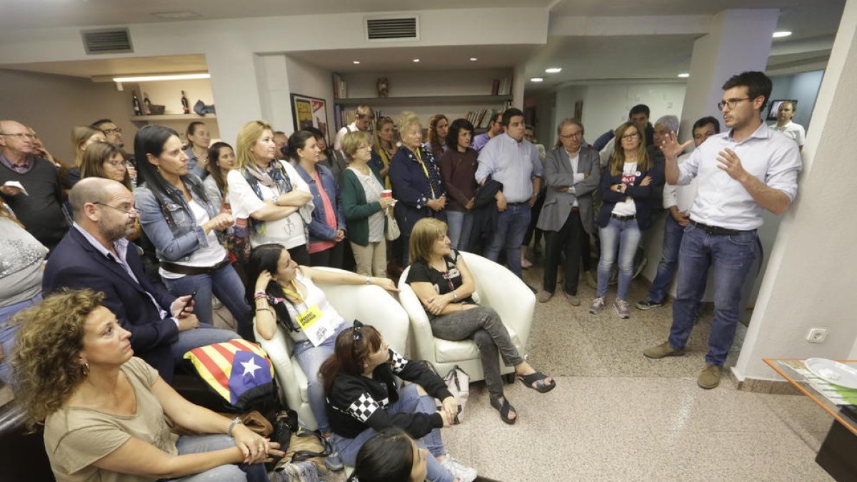 Postius s’adreça als membres de la llista i simpatitzants després de conèixer els resultats electorals.