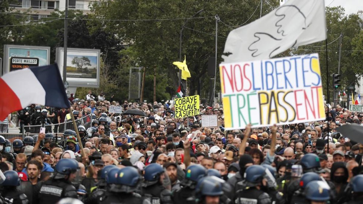A la manifestación de París acudieron 17.000 personas y, en toda Francia, un total de 237.000.
