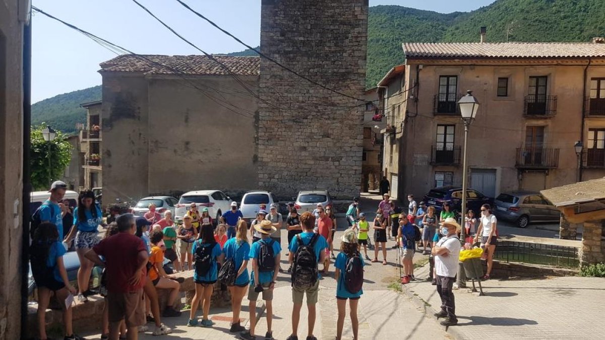 Joves creen una ruta sobre les llegendes a Sarroca de Bellera