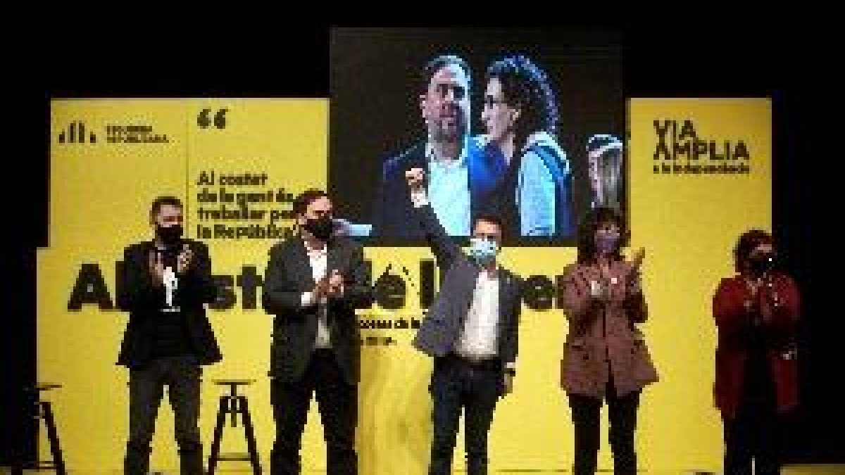 PSC lograría entre 32 y 34 escaños seguidos de Junts, que obtendría entre 29 y 31