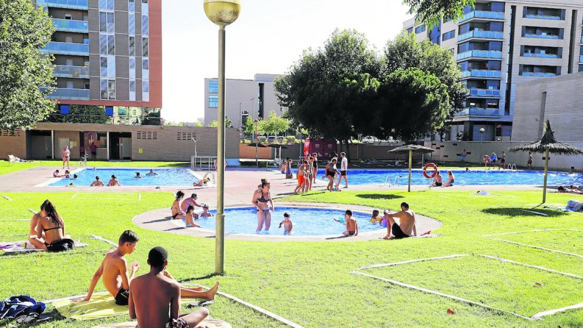 Las piscinas de Cappont el pasado verano, que abrieron en agosto, con el 70% de aforo y con cita previa.