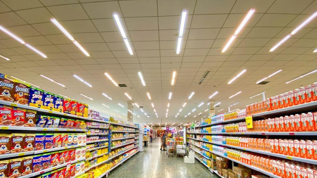 Despedido un trabajador por entrar antes de su hora