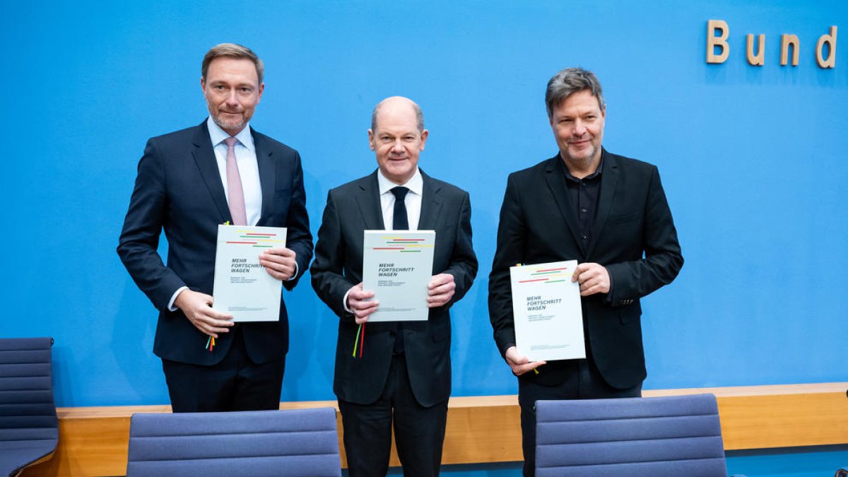 Christian Lindner, Olaf Scholz  y Robert Habeck.