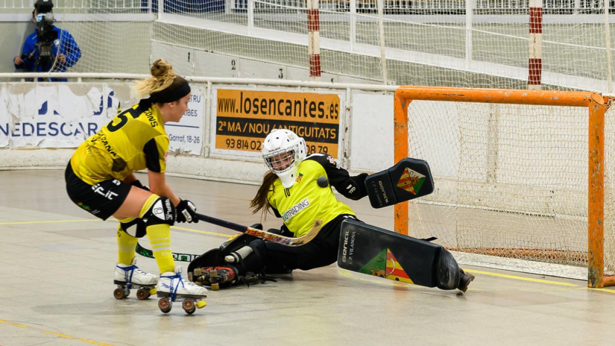 Laura Barcons batió en dos ocasiones ayer a la portera del Vilanova Baldrich.