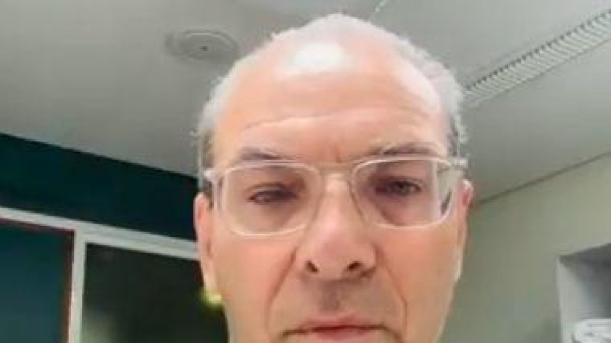 Un metge intensivista: