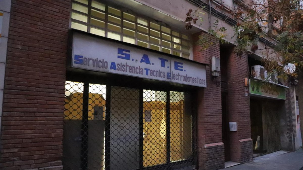 Imagen del local donde se prevé abrir una mezquita en Lleida.