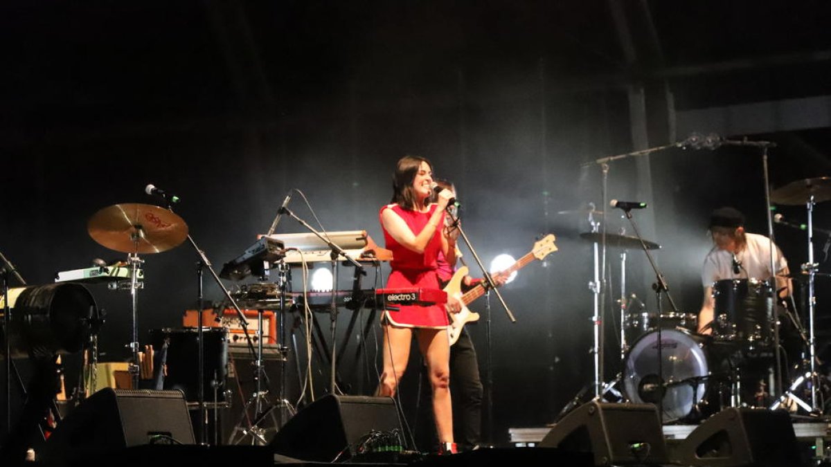 La mallorquina Maika Makovski va posar el colofó a la jornada.