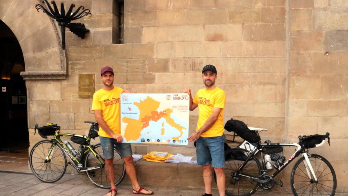 Dos ciclistas leridanos recorren 1.200 kilómetros solidarios para Open Arms