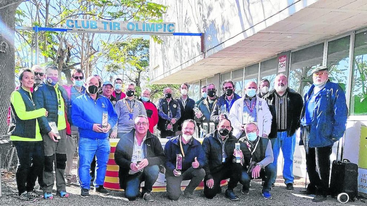 Unos 70 tiradores en el campeonato de recorridos de tiro