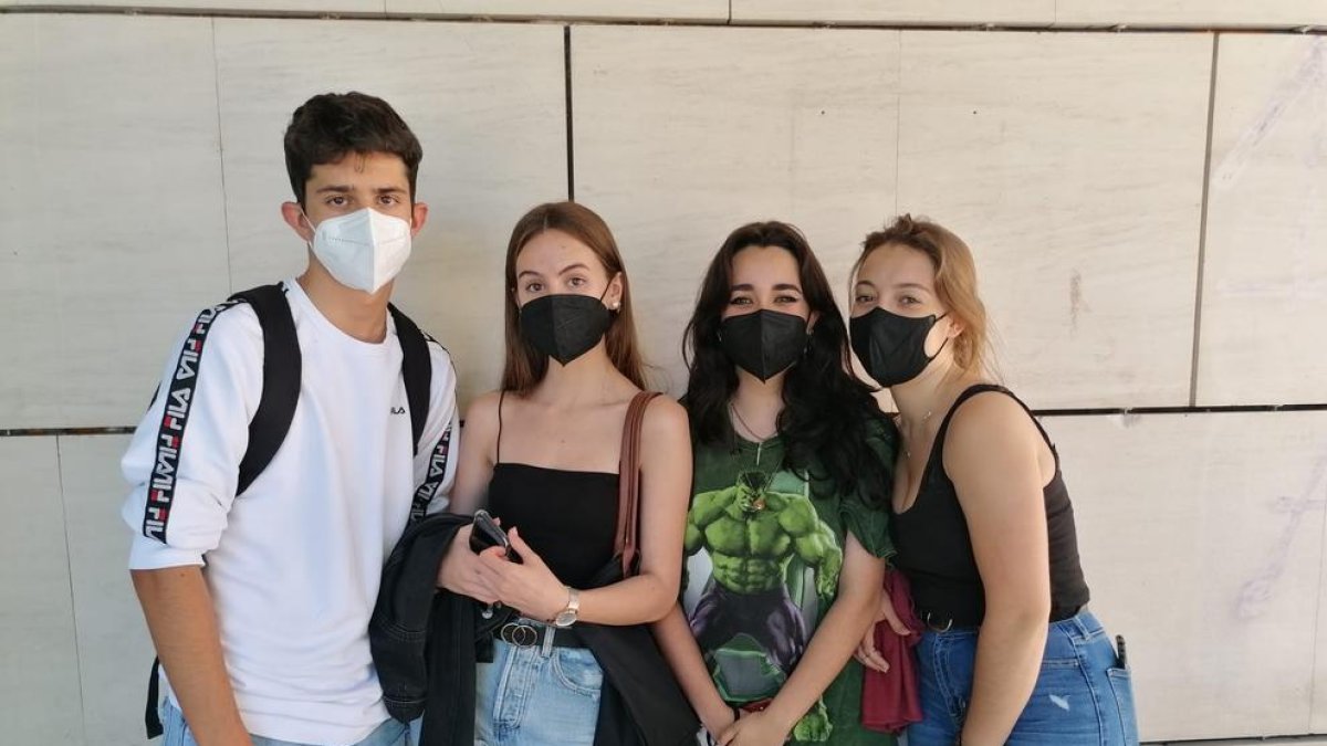 Textos de Laforet, Valle-Inclán i Carme Riera obren les proves