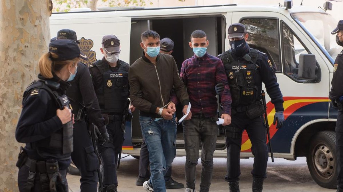 Los detenidos pasaron ayer a disposición del juez, que decretó su ingreso en prisión.