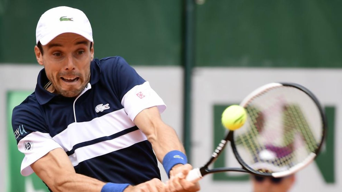 Bautista i Verdasco avancen a París