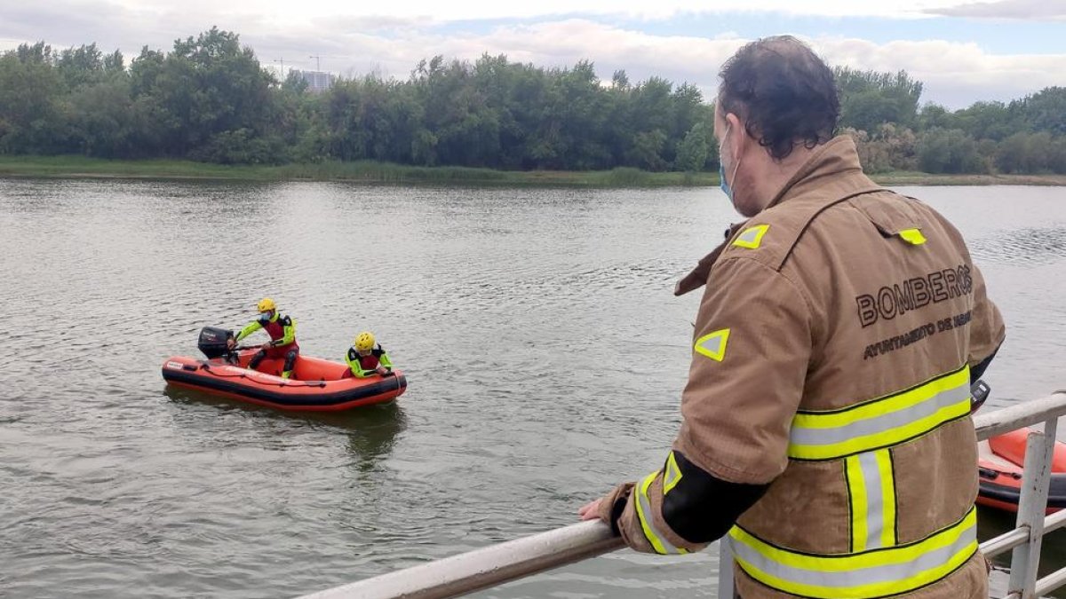 Buscan a un menor de 13 años desaparecido en el Ebro en Zaragoza