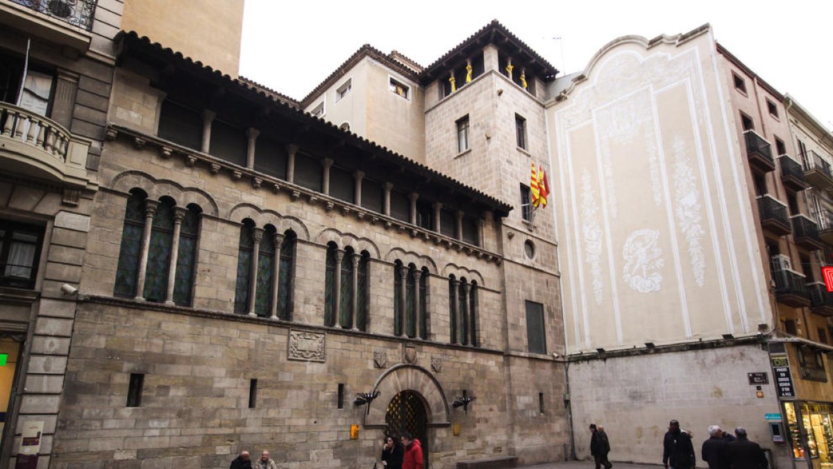 Vista de la Paeria de Lleida.
