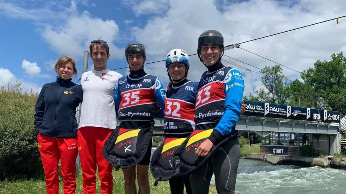 Miquel Travé, Laia Sorribes i Núria Villarubla entren avui en acció al canal de Pau.