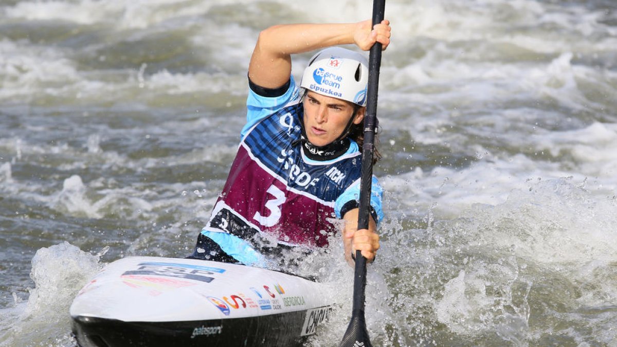 Maialen Chourraut durante la final de K1 en Pau, donde termina la Copa del Mundo de eslalon.