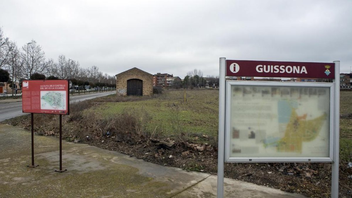 Vista de la entrada a la localidad que es preciso remodelar.