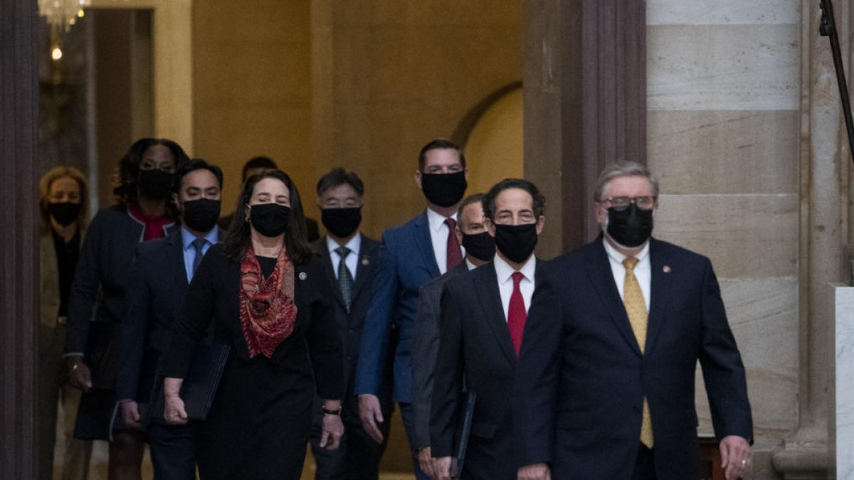 Varios senadores demócratas a su llegada a la sesión del “impeachment” del pasado miércoles.