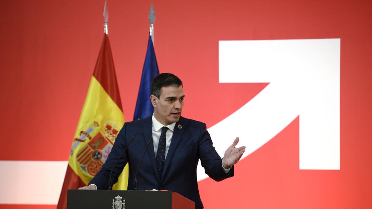 El president Pedro Sánchez durant la seua intervenció ahir en l’acte celebrat a Moncloa.