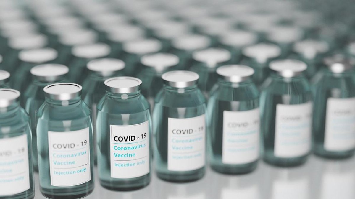Así es la vacuna de Sanofi y GSK que podria estar disponible a finales del 2021