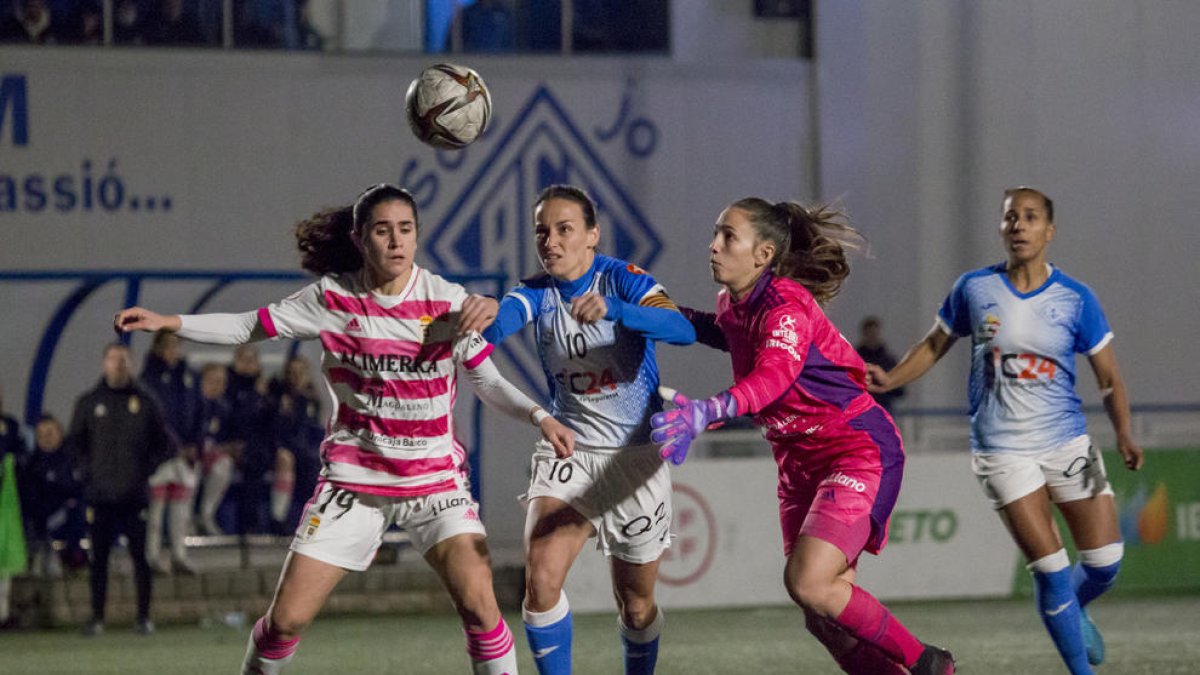 Lisa remata a l’àrea petita la falta lateral servida per Barbi que va suposar el gol de l’empat.