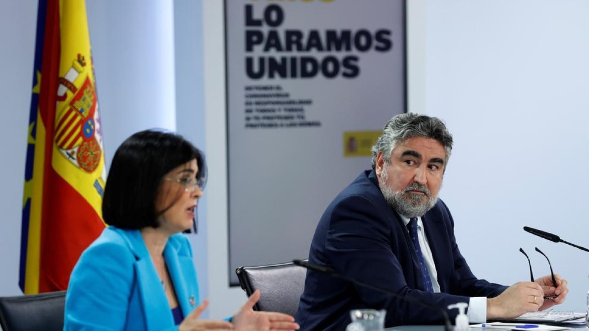 Sanitat decidirà la setmana que ve sobre la segona dosi de AstraZeneca