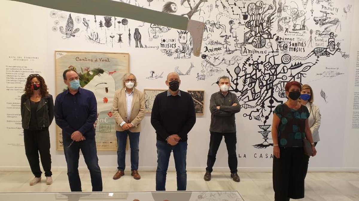 Los representantes de los distintos equipamientos de la ciudad de Lleida y el concejal de Cultura, en la presentación de La Nit dels Museus.