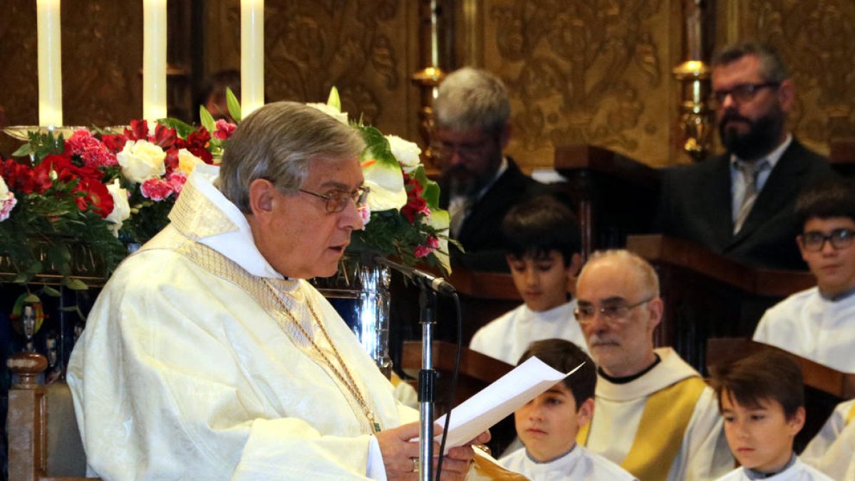 Soler en un dels actes religiosos que en què va participar com a abat de Montserrat.