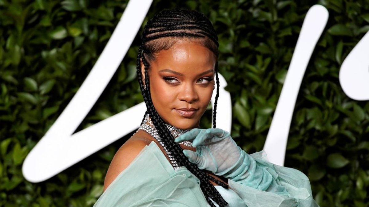 Rihanna está entre las figuras internacionales más aplaudidas y que puede lanzar disco en breve.