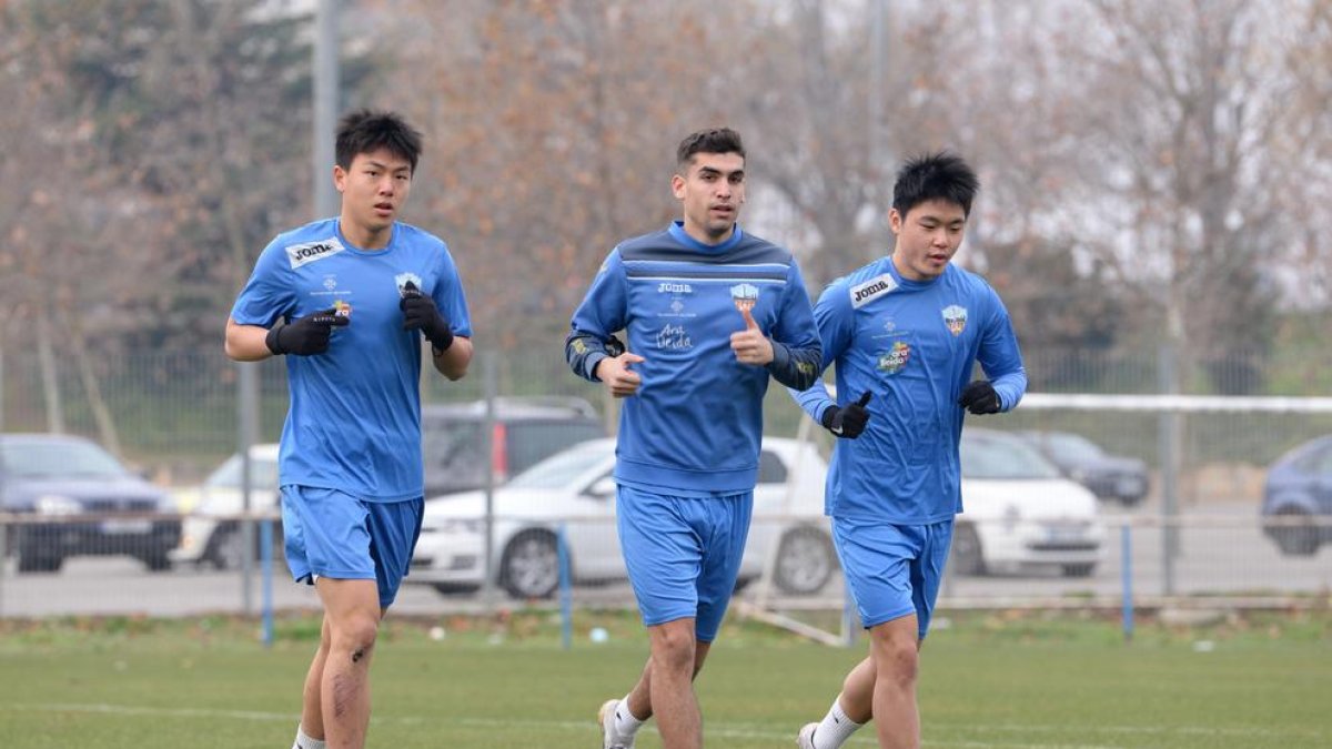 Un momento de la sesión de entrenamiento de ayer.