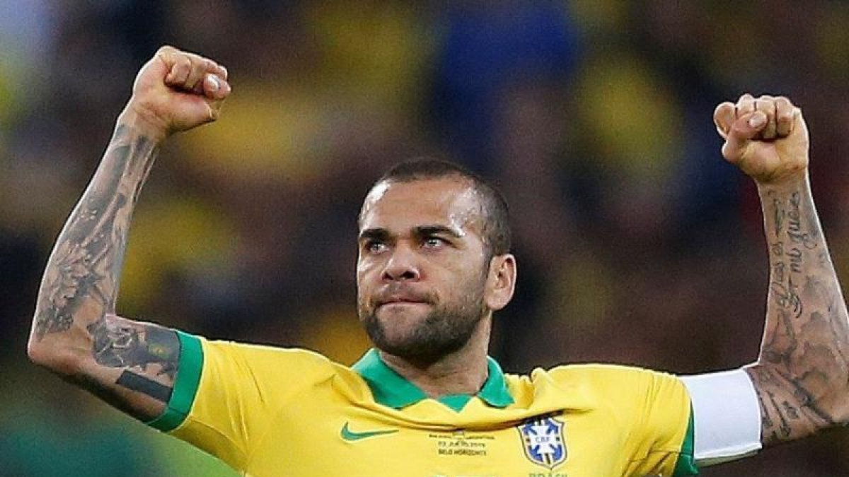Dani Alves, otra vez en Barcelona.