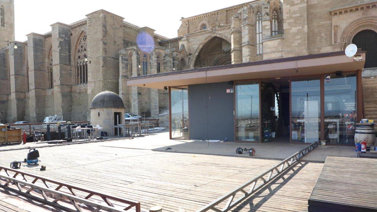 El bar de la Seu Vella preveu obrir al públic dijous i oferirà servei de restauració.
