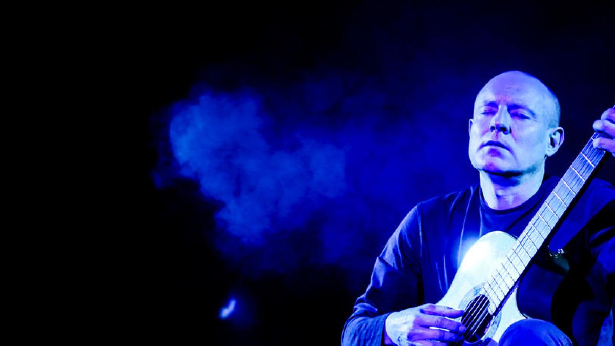 La volta al món amb una guitarra