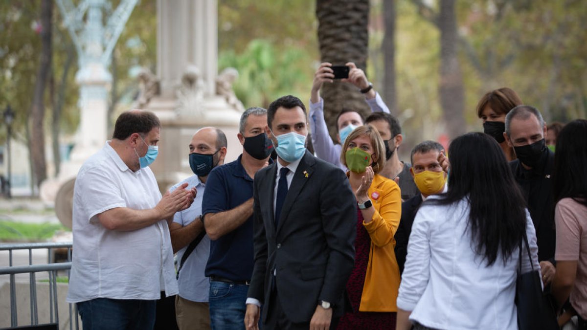Torrent fue arropado por destacados líderes independentistas a su llegada al TSJC.