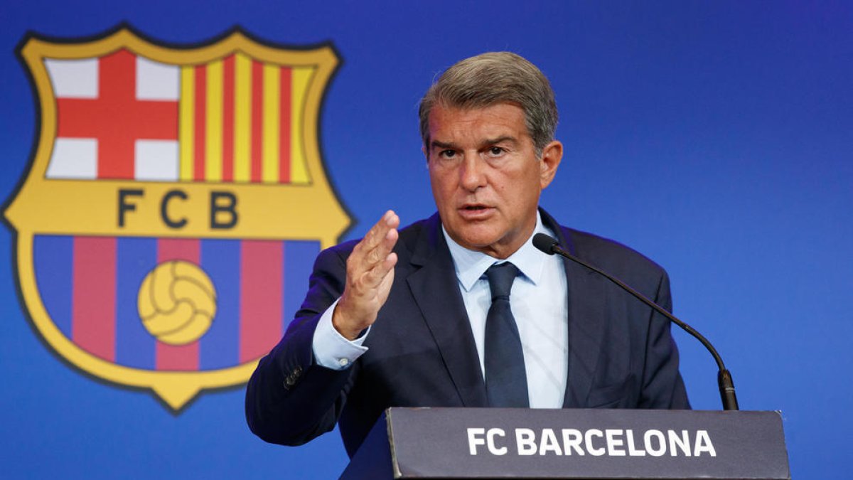 Joan Laporta durante la comparecencia en la que desglosó la situación económica del FC Barcelona.