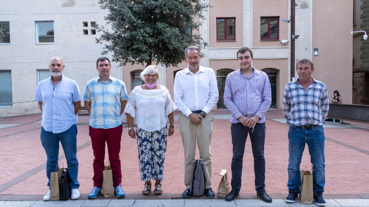 Relevo de cinco de los 19 miembros del consell de la Segarra.
