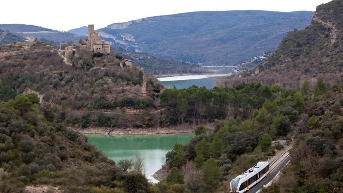 El Tren de los Lagos Panorámico, en marcha desde este sábado
