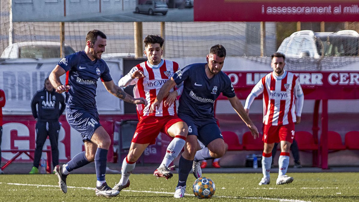 Una imagen del partido de la primera vuelta entre el Atlètic Lleida y el Martorell.
