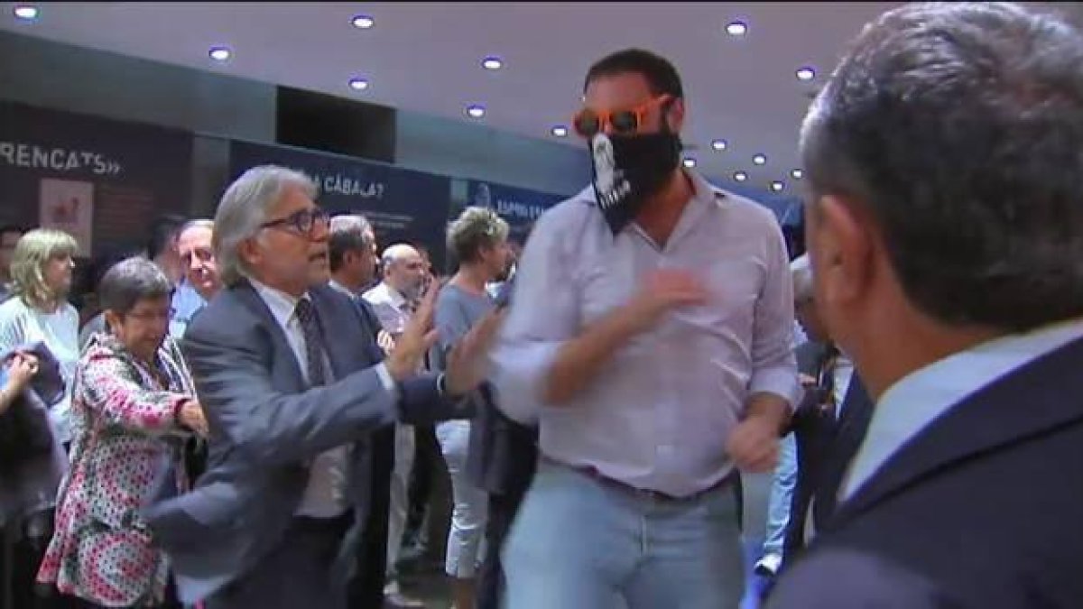 Imatge del moment de l’assalt al centre Blanquerna a Madrid l’11-S del 2013.