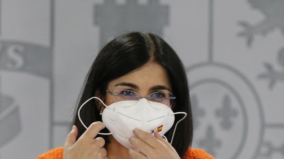 Sanidad se resiste a poner fecha al fin de la mascarilla