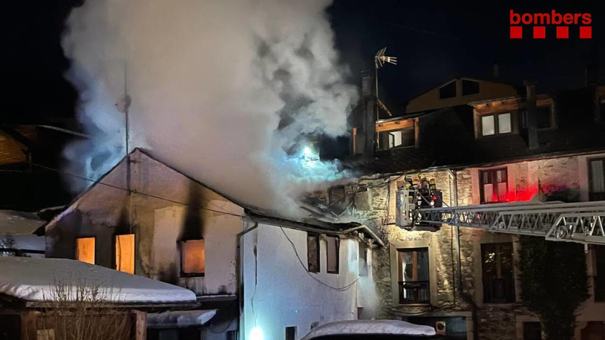 La casa incendiada de Alp.