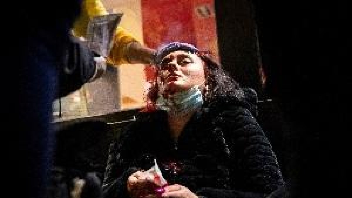 Un fotoperiodista identifica el mosso que va ferir una manifestant a un ull