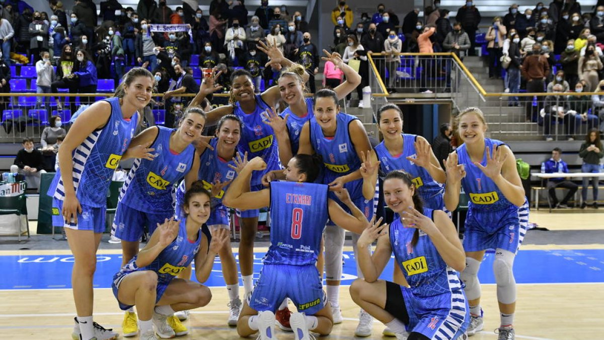 Les jugadores del Cadí celebren la victòria contra el Gran Canària, fa dos jornades.