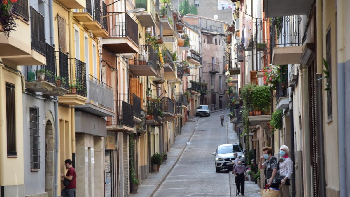 Los vales se podrán gastar en los comercios del municipio.