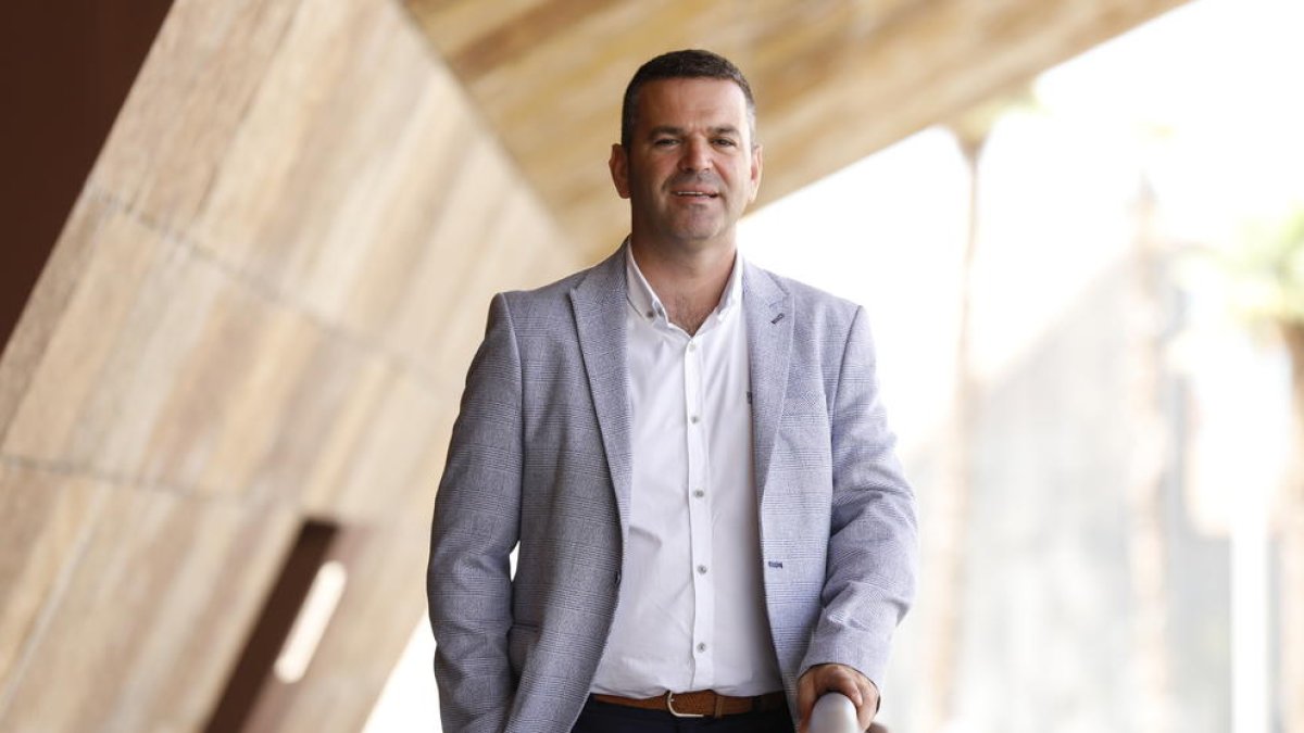 L’exedil d’Esports i de JxCat, Sergio González. Després del seu cessament és regidor no adscrit.