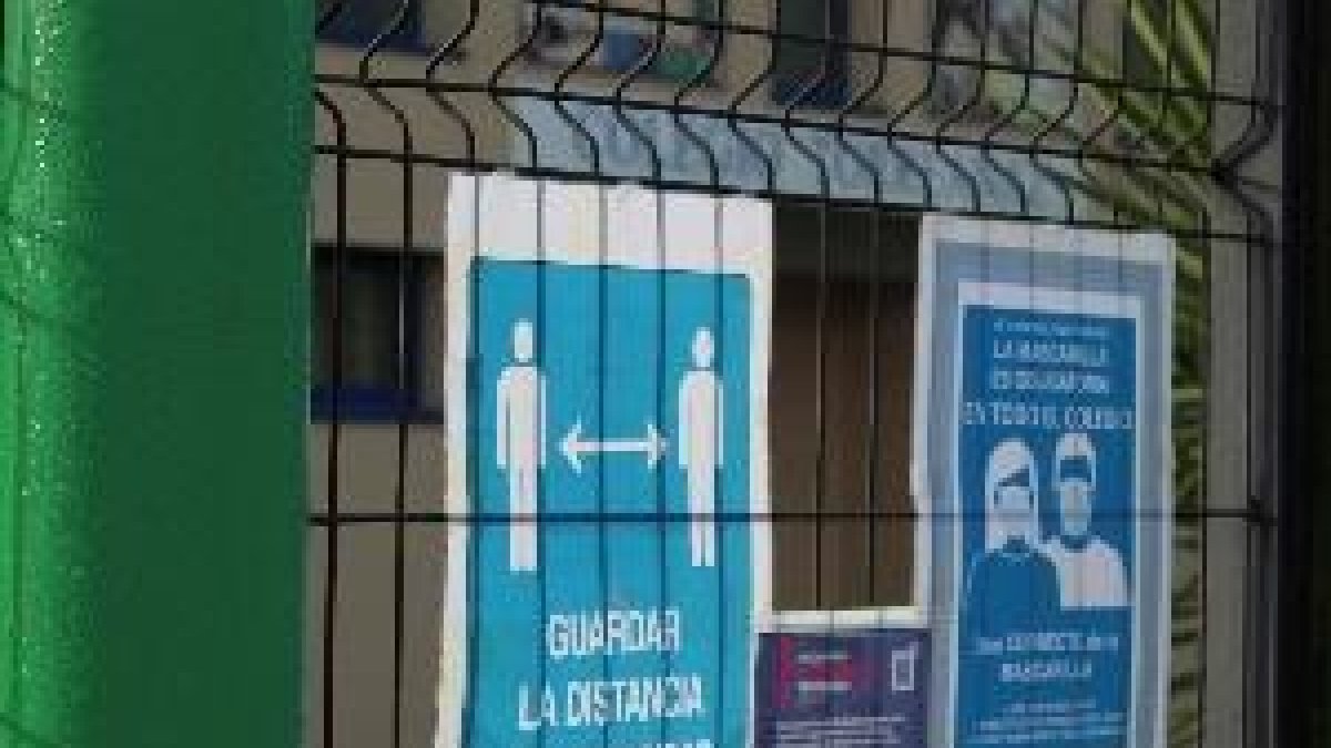 Experts: confinar 7 dies abans hauria evitat 20.000 morts en la primera onada